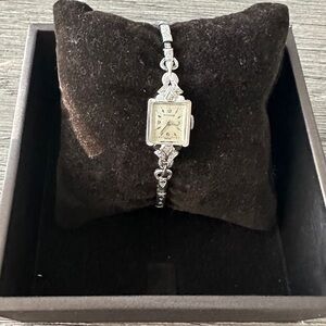 Vintage 14K White Gold and Diamond Wittnauer Wind up Watch